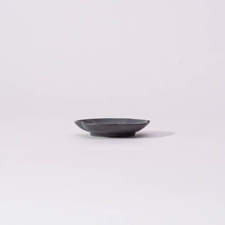 LAKOLE - Wholesale Dish - Mino Ware Mini Dish Ume Blossom Black2