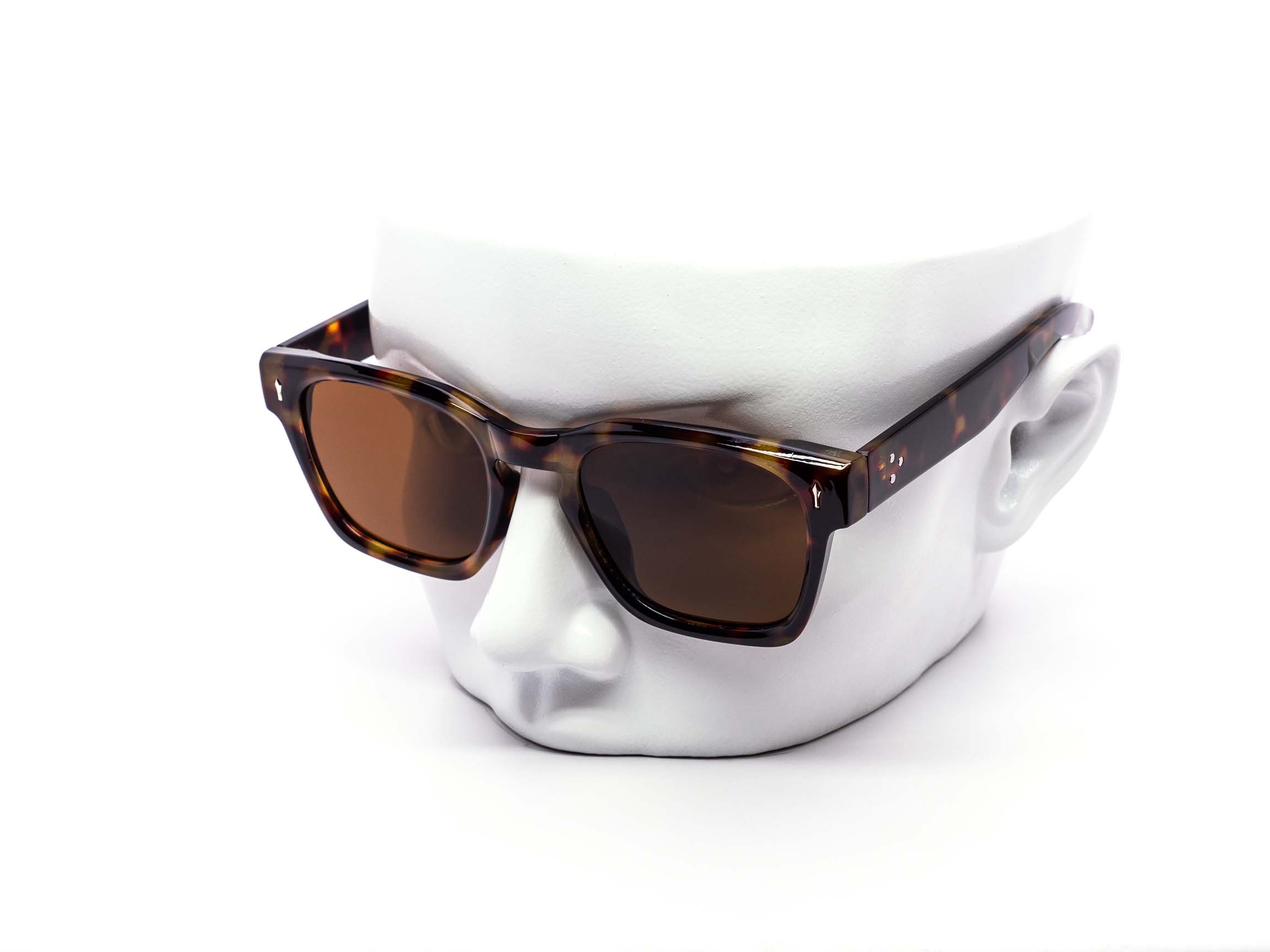 Still Friday - Vente Lunettes de soleil – femme - Lunettes de soleil carrées Archer Arrowhead MVL2