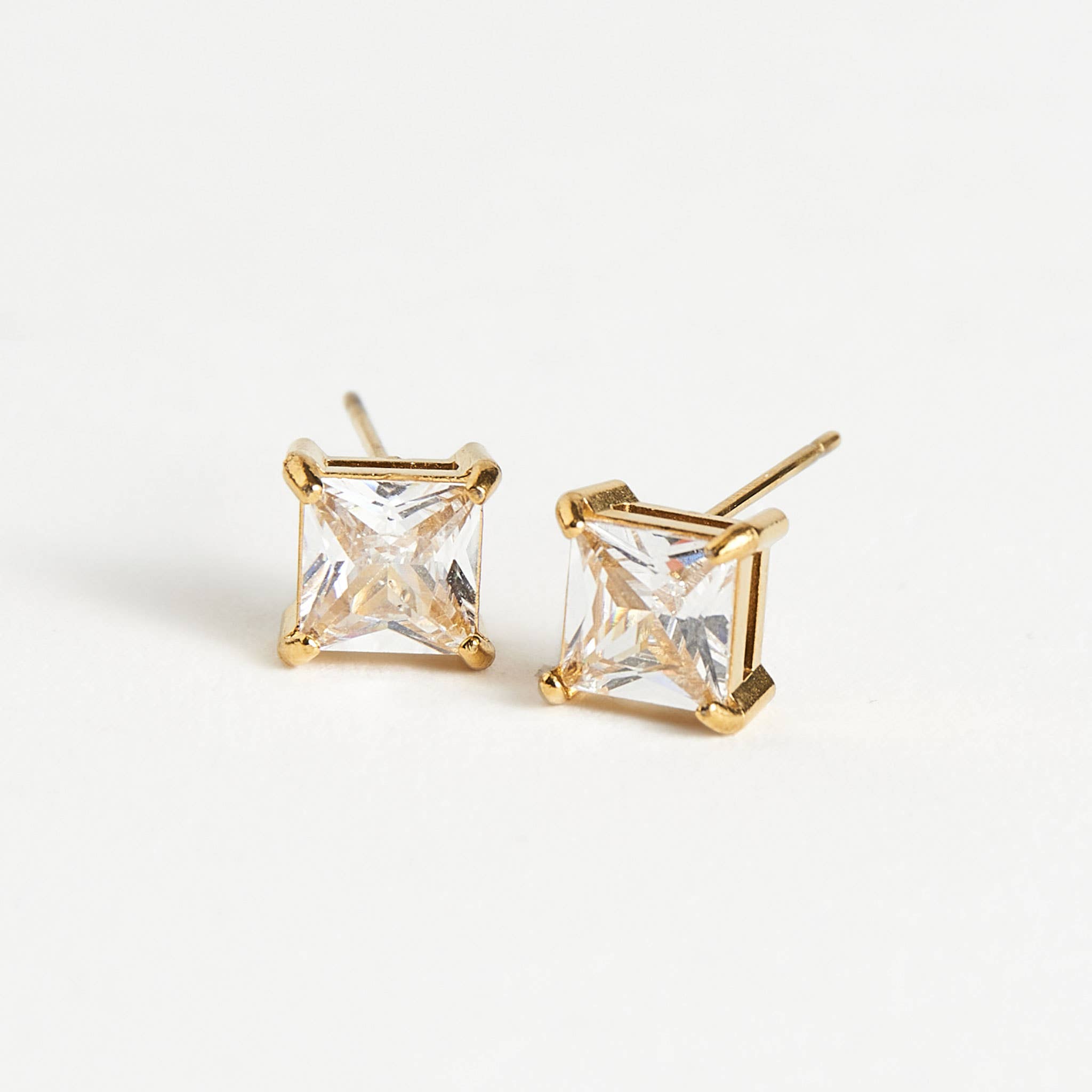 Howard's – wholesale Stud/post earrings – Waterproof Earrings 6mm Square Cubic Zirconia Stud Narelle1