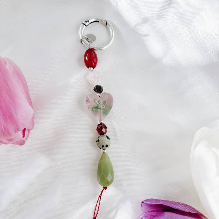 Colgante de bolso con perlas - granate, jaspe y jade nefrita para venta al por mayor de Lovanju