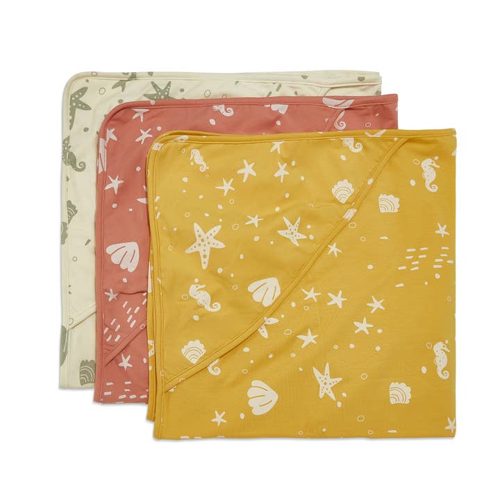 Organic Hooded Blanket for wholesale by Kudaa