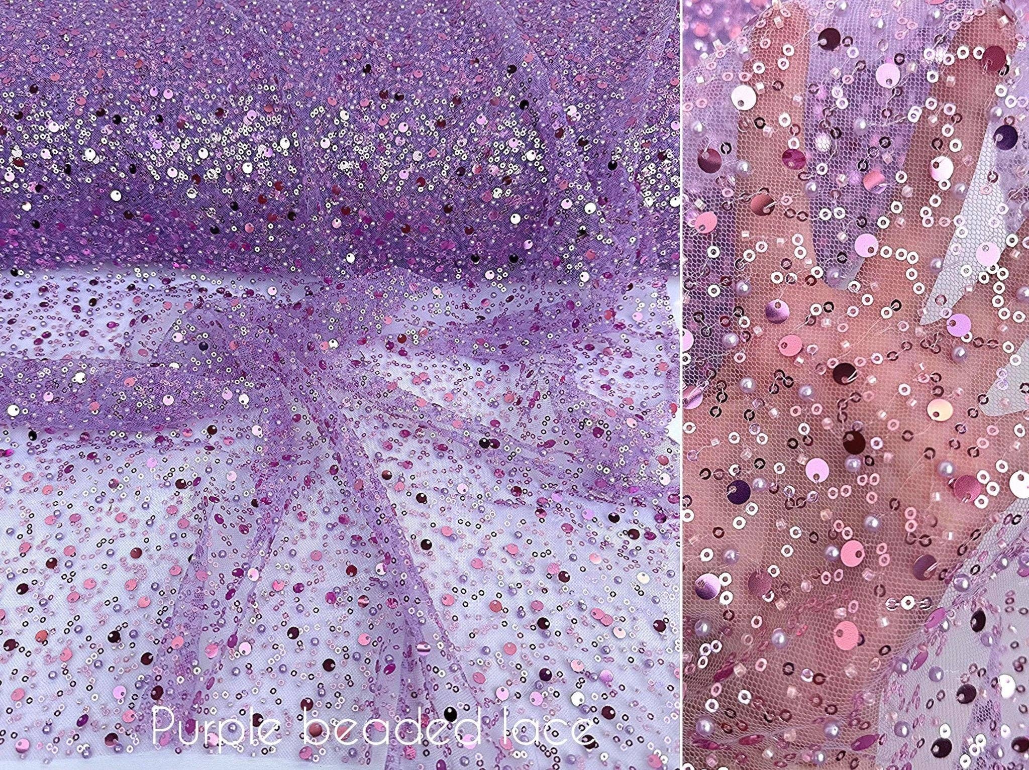 GalaTextile – Engroshandel Stofbolt – Luksuriøst brudepaliet- og perlebroderet blonde stof pr. meter med glimt3