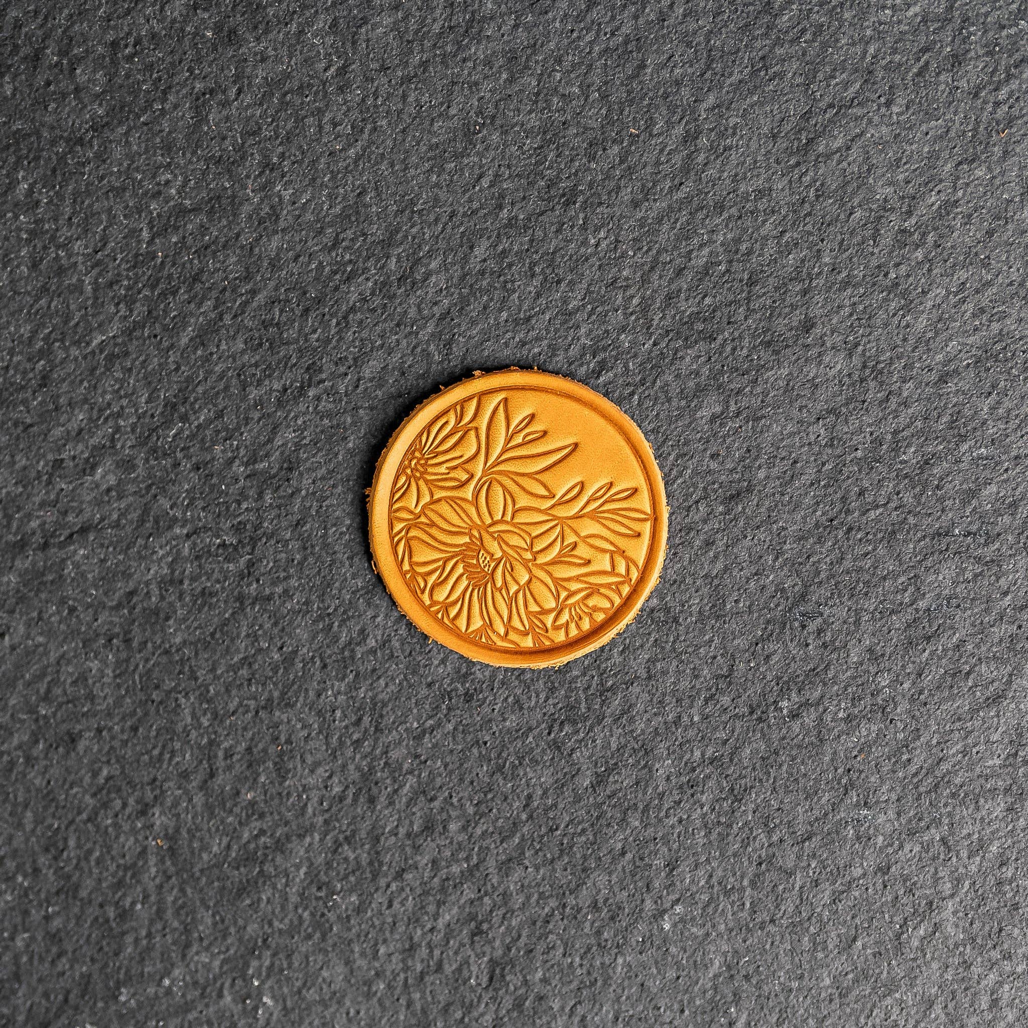 Ox & Pine - Vendita all'ingrosso Toppe - Toppe in Pelle Floreale con Chiusura a Strappo Opzionale - Cerchio5