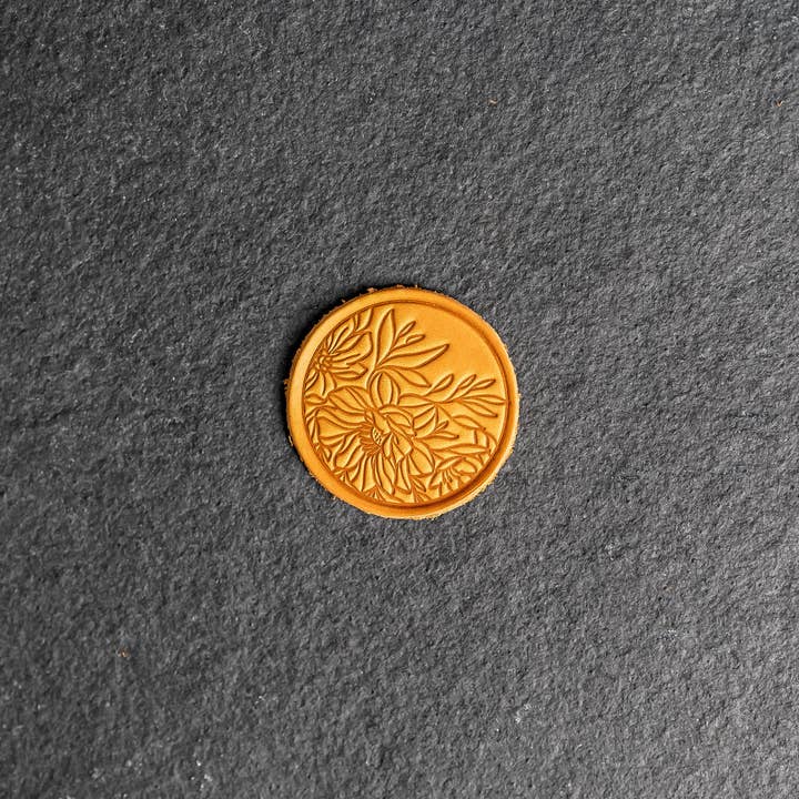 Ox & Pine - Vendita all'ingrosso Toppe - Toppe in Pelle Floreale con Chiusura a Strappo Opzionale - Cerchio5