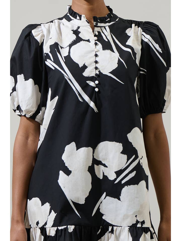 Creme preto Minivestido Shadow Floral Minley Shift para venda a revendedores na Faire4