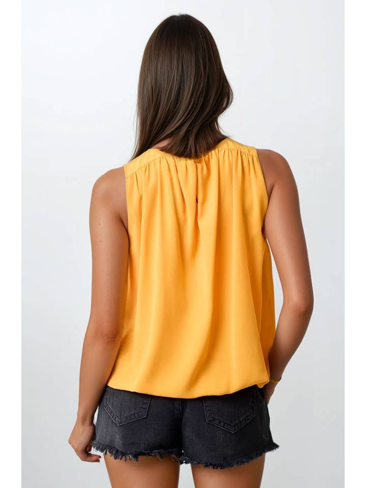 Doe and Rae - Wholesale Blouse - Women's - SHIRRED WOVEN TOP - 43125T