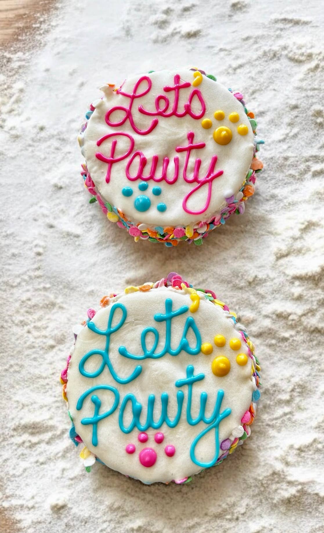 YumYum4DOGS - Wholesale Pet Treats - Dog - Mini Yogurt Confetti Birthday Cake dog treats5