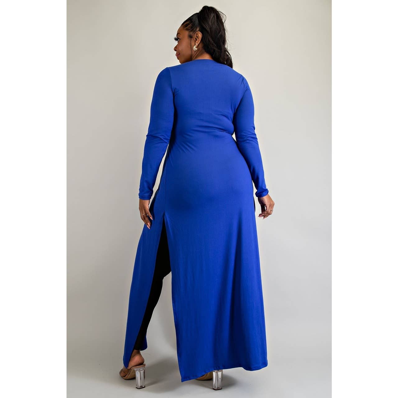 Curve Market - Vendita all'ingrosso Tunica - Donna - Top maxi taglie forti con maniche lunghe, scollo a incrocio e apertura a goccia6