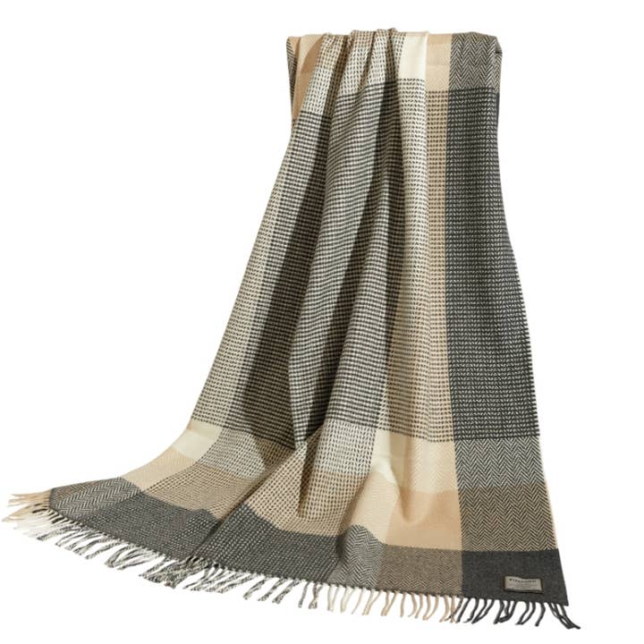 Foxford Downpatrick Plaid in Cashmere e Lana d'Agnello per la vendita all'ingrosso da parte di FOXFORD