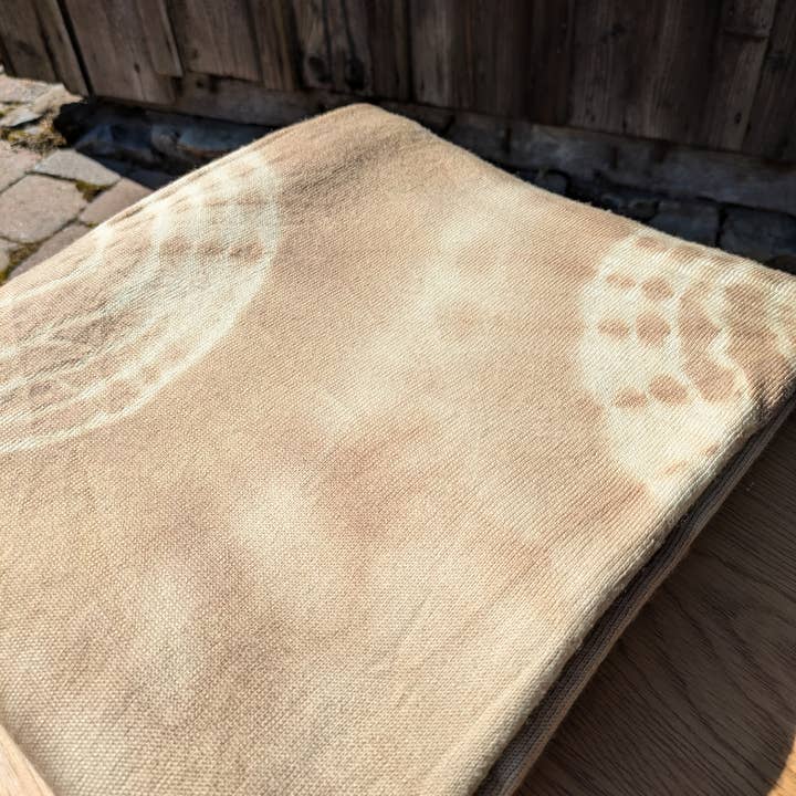 Wooliie - Wholesale Throw Blanket - Sand Shibori - Handmade Plant-Dyed Merino Wool Blanket