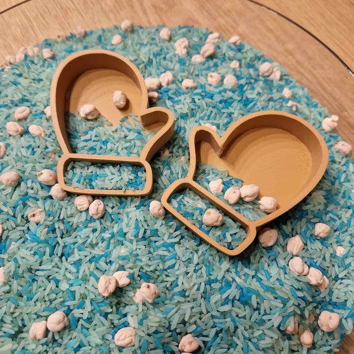 mittens - mold for wholesale by play this way