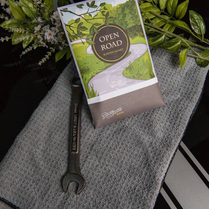 Floral Simplicity - Vente Désodorisant pour voiture – unisexe - Sachet parfumé Open Road (New Car Scent)3