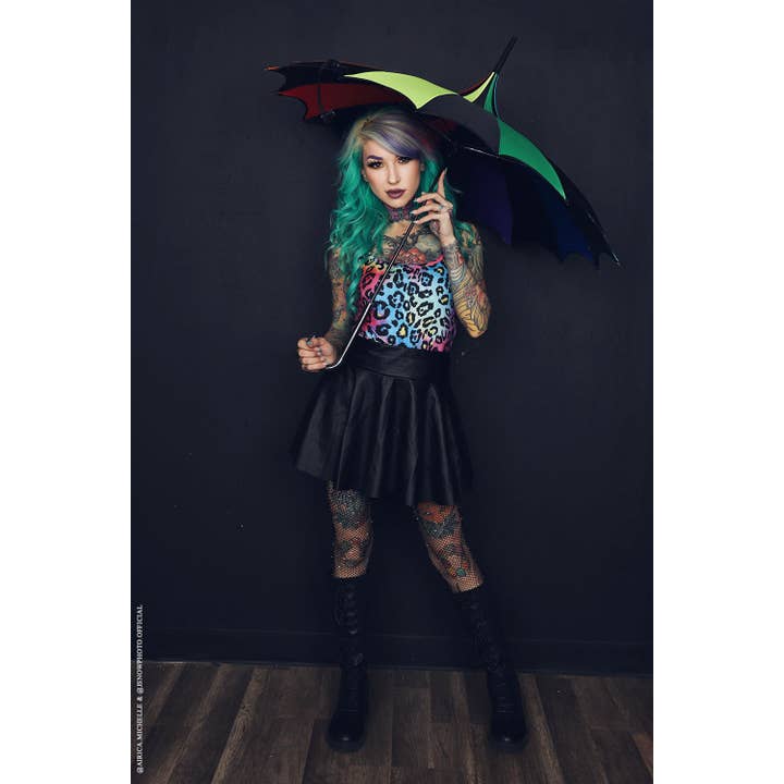 vampirefreaks - Vendita all'ingrosso Ombrello - Donna - Ombrello a pagoda con bordo a ali di pipistrello « Gothic Rainbow »10