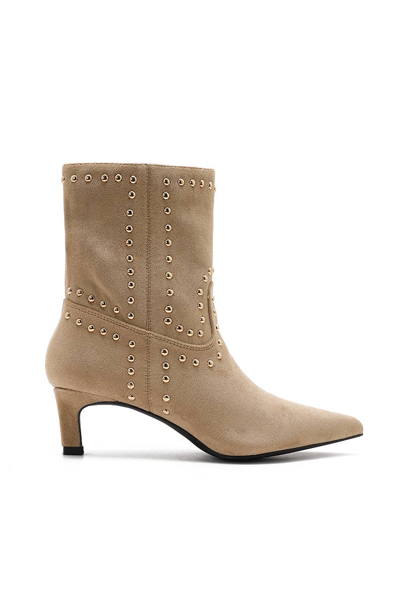 Joia Paris - Wholesale Booties - Women's - Western ankle boots with low heels, studded decoration GZ-3087