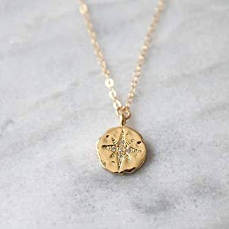 A Charmed Impression - Venta al por mayor Collares con colgantes/abalorios - Regalo de 21 cumpleaños • Collar de oro para ella • Collar con forma de estrella de diamante • 21 años • Joyas para celebrar un hito • Ideas de regalos para una hermana del alma, mejor amiga o hija4