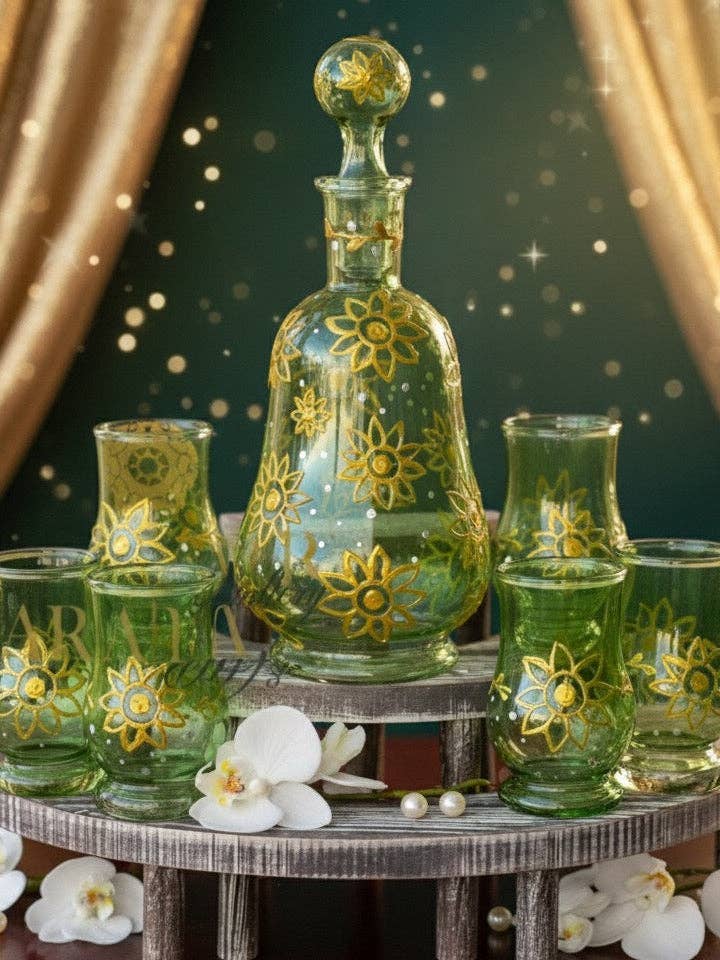 Egyptisk handblåst glaskaraffset: Blomstrande barutrustning av hög kvalitet med torrmålning (7 delar) för wholesale av Arabazaar Gallery LLC