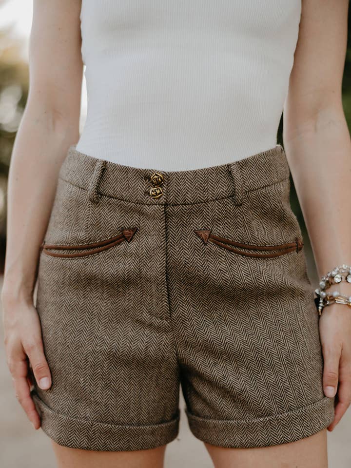 Short Holman à chevrons pour la vente par Rodeo Quincy