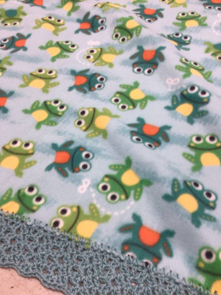 Happy Frogs fleecedeken voor wholesale door For Your Home