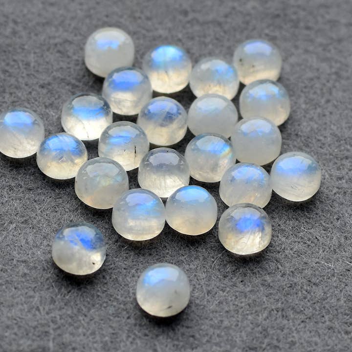 Graad AA Natuurlijke Regenboog Maansteen Ronde Cabochon voor wholesale door Oriental Direct Craft Supplies