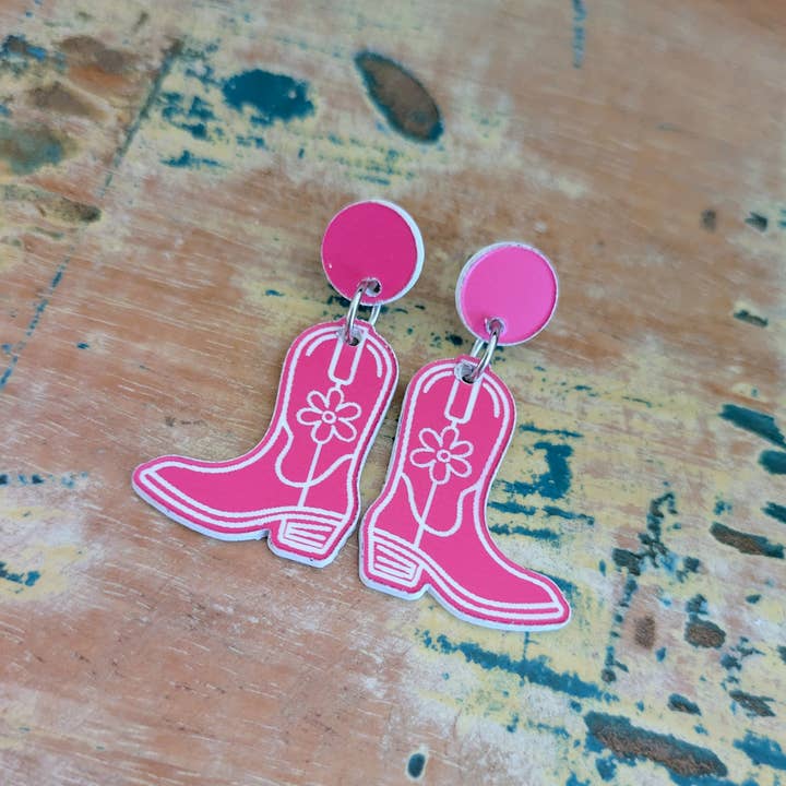 Boucles d'oreilles Country Girl Boot, mode paysanne, cowgirl pour la vente par Samantha's Studio