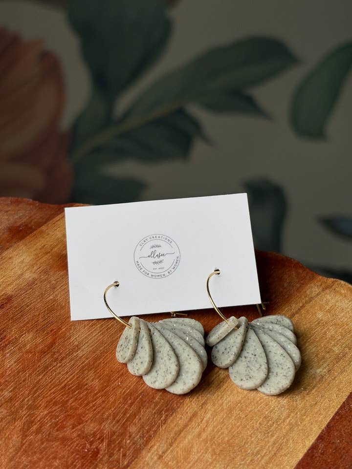 Pebble Hoop per la vendita all'ingrosso da parte di ElleseeWomen