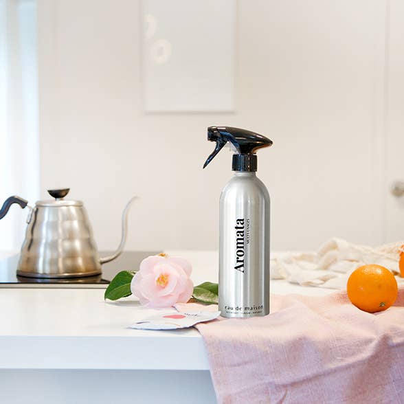 Eau de maison - Wholesale Multi-Surface Cleaner - Multi-purpose ecological refillable household product1