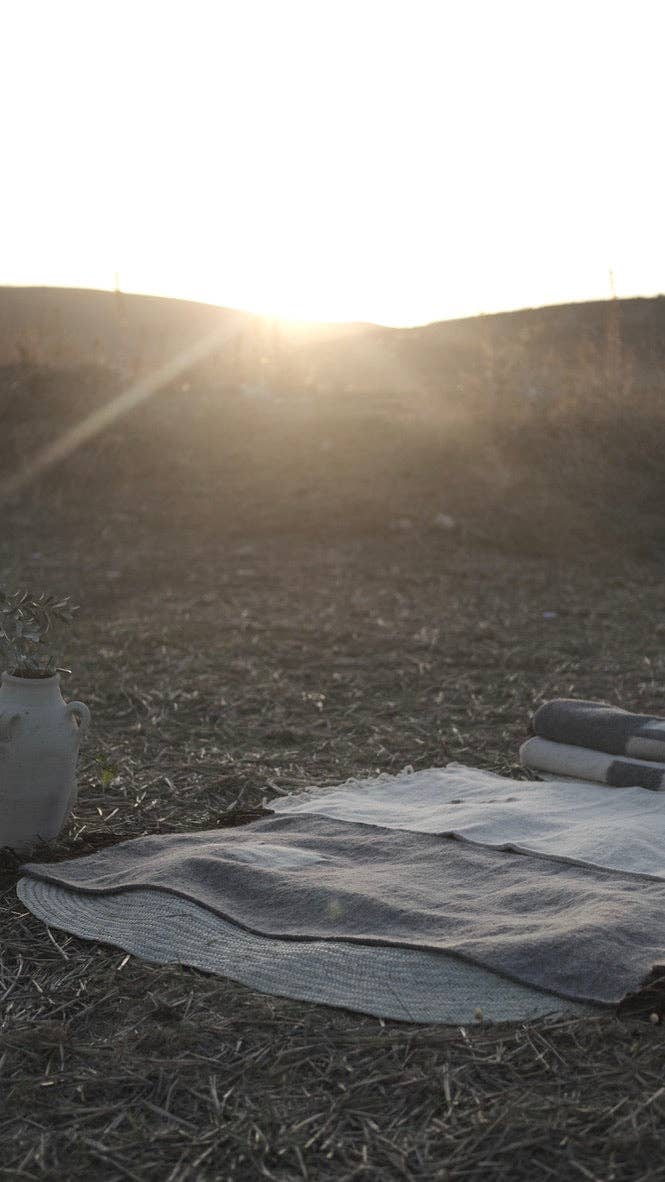 TŪNIQ - Wholesale Area Rug - The Dawn Rug6