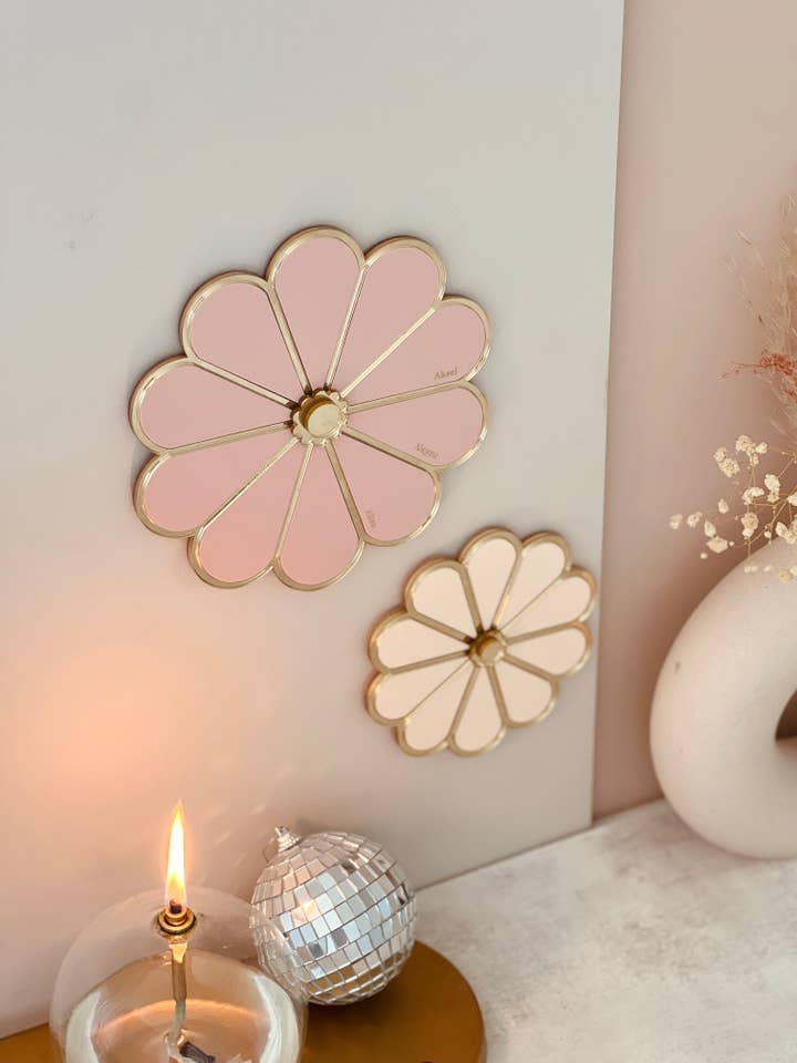 Jóia de parede Flor em plexiglass - 17 cm de diâmetro por atacado de Print Your Love