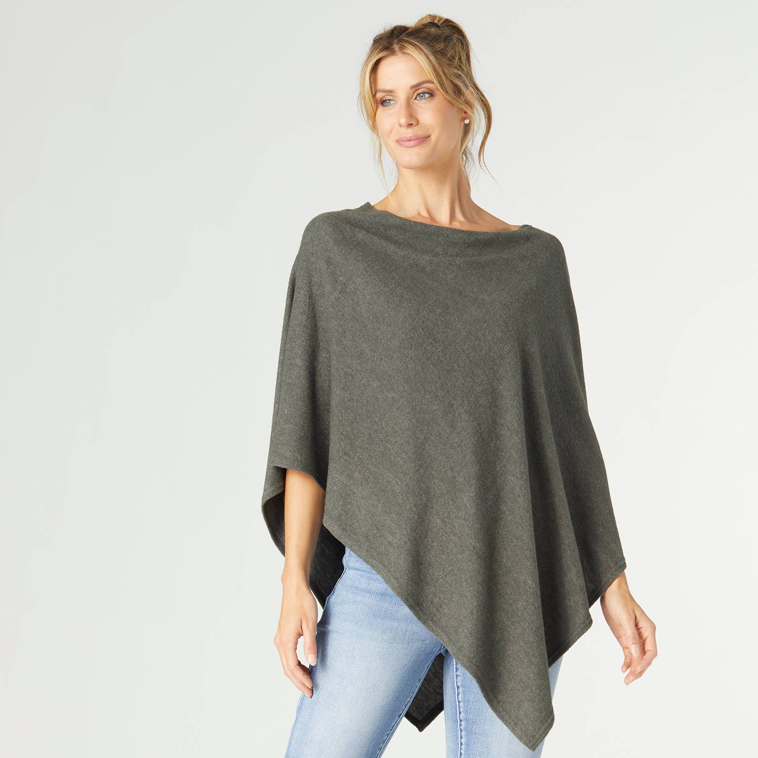 COCO + CARMEN - Wholesale Poncho - Women's - Lightweight Brushed Poncho0