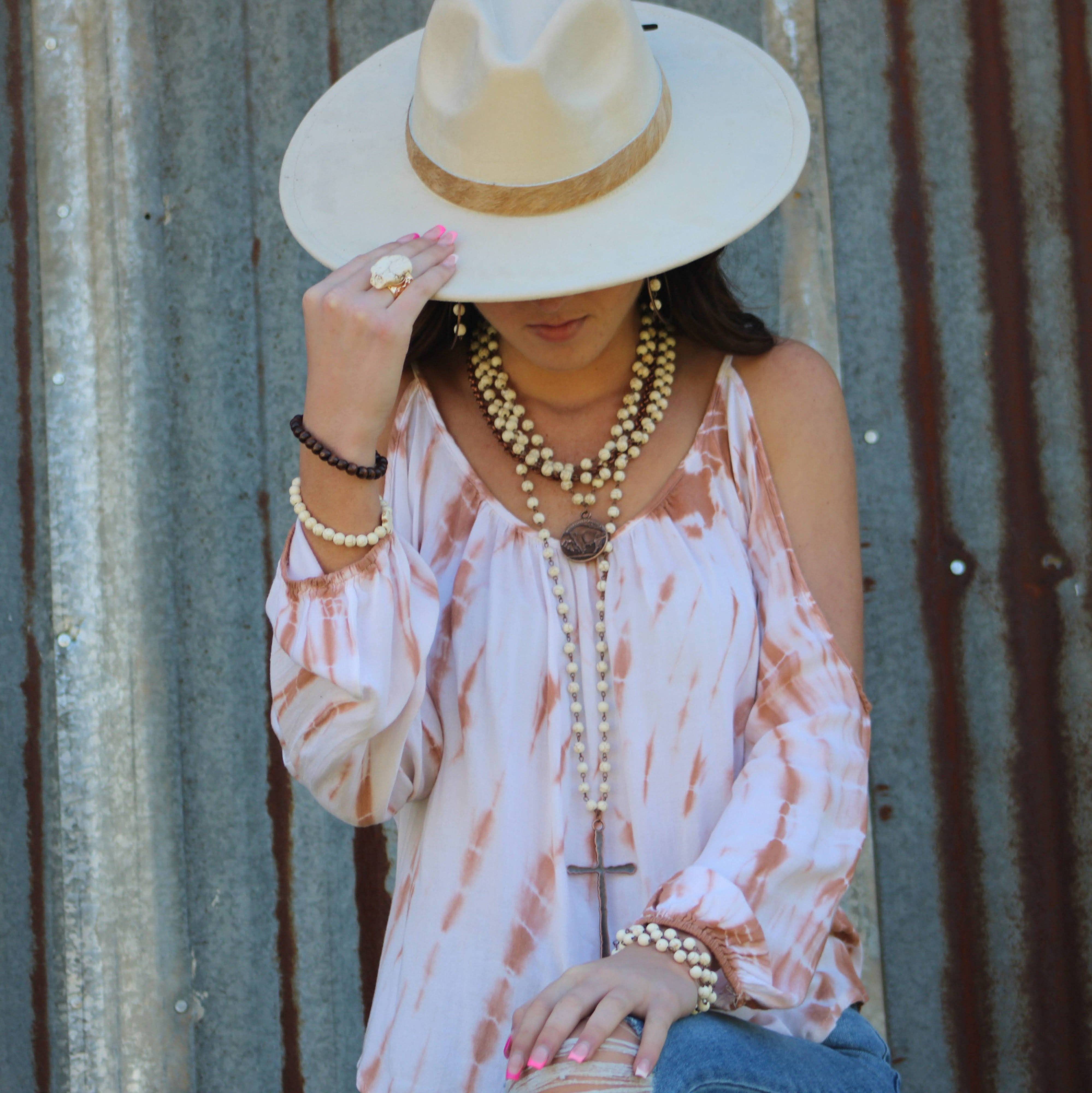 The Jewelry Junkie - Wholesale Pendant/Charm Necklace - White Turquoise Collar-Length Necklace w/ Indian Buffalo Coin 227Y1