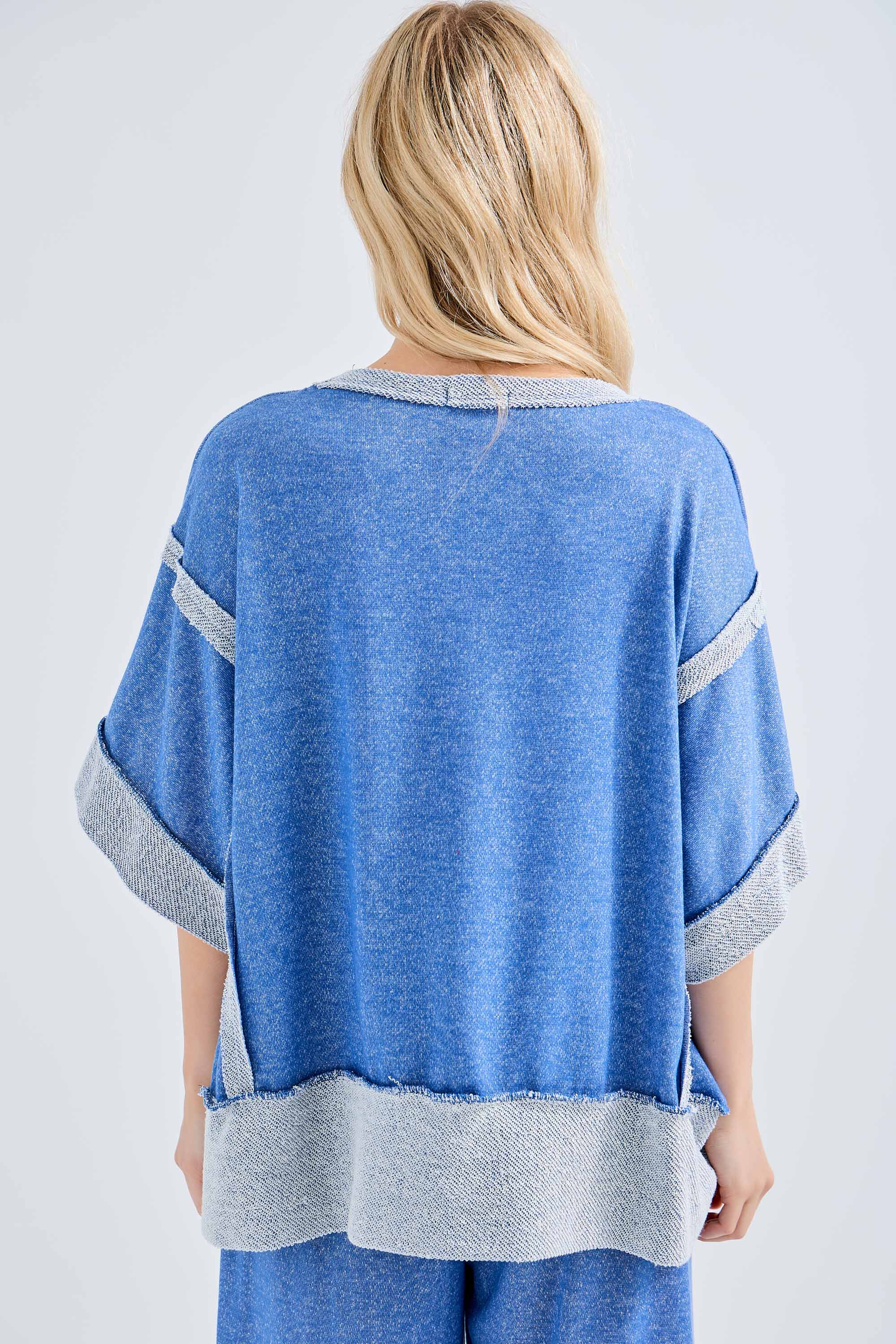 J.Her – Großhandel Strickoberteil – Damen – Übergroßes Oberteil mit kontrastierendem Band auf der Rückseite HT402810