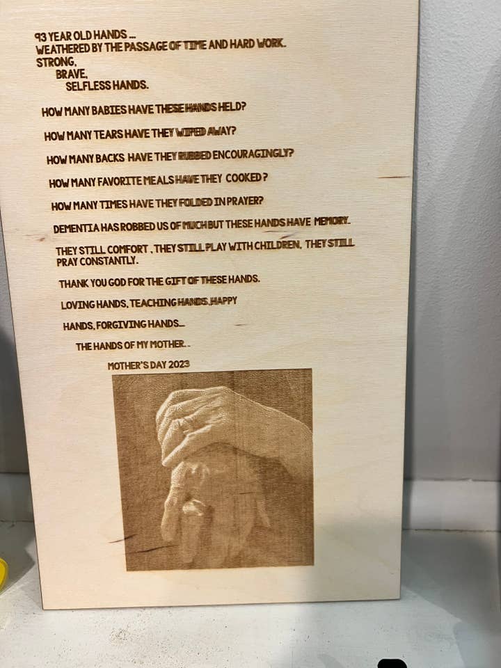 Ritratto in legno bruciato per la vendita all'ingrosso da parte di Zkade