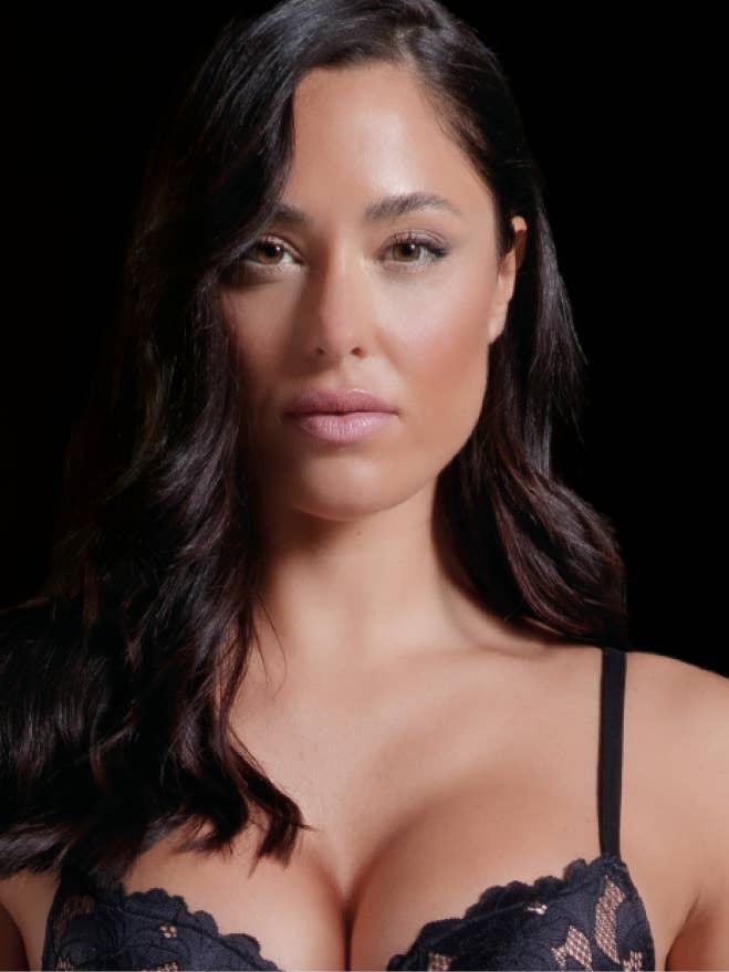 Love And Bra - Wholesale Bra - Women's - RHIANNA | Push-Up Bra