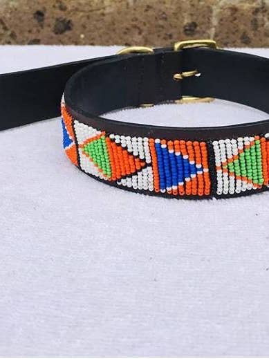 Masai Farben schöner handgefertigter Leder-Hundehalsband mit Perlen für den Großhandel von Delight merchants