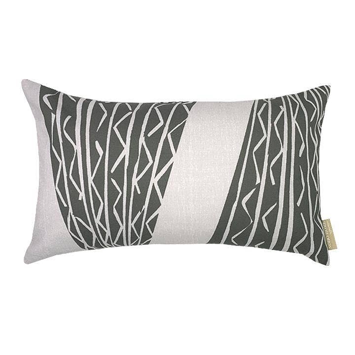 NOHO HOME by Jalene Kanani - Vente Housse de coussin - Niho Kila Taie d'oreiller Lombaire2