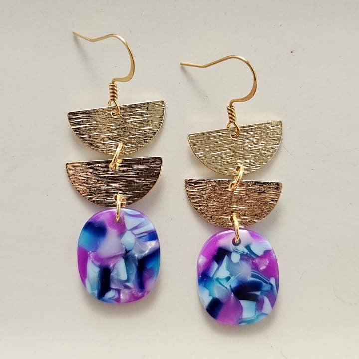 Pendientes Elena, color morado, fiesta, joyas, regalos para venta al por mayor de Spiffy & Splendid
