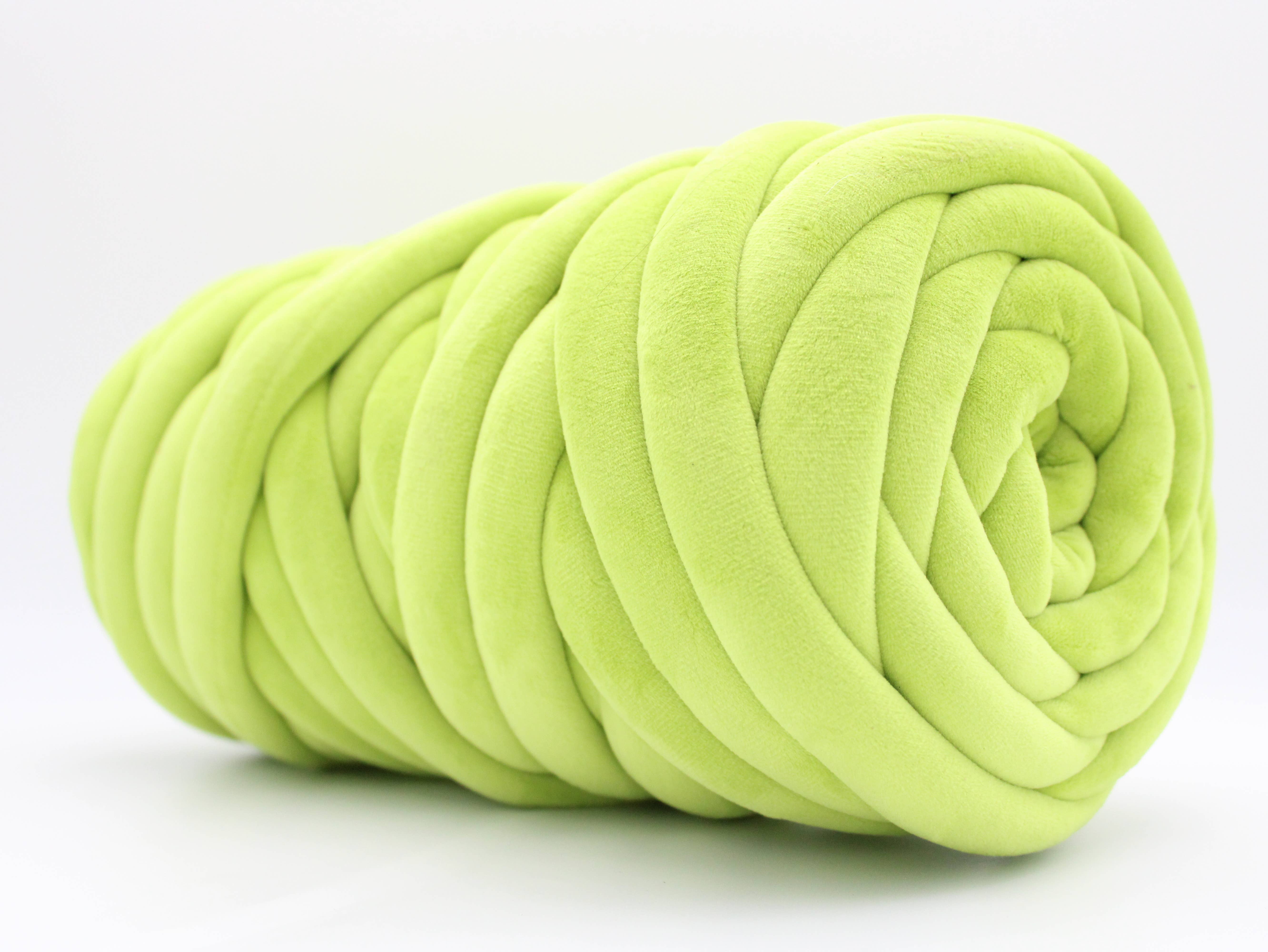 woolexperts - Wholesale Yarn - Chunky Velvet yarn for arm knitting Super bulky Jumbo yarn5