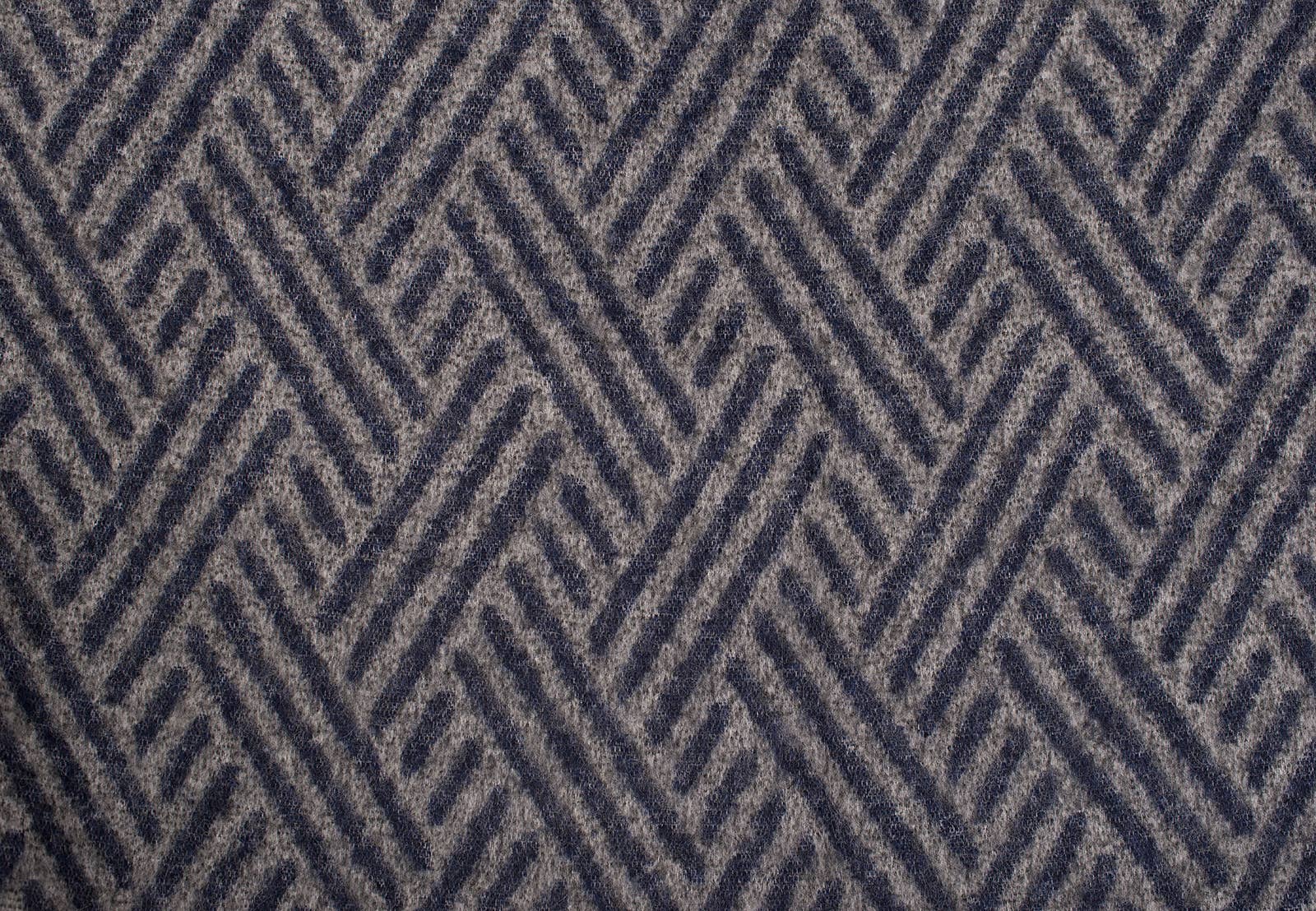 Beat Collection by Lanificio Idealtex Srl – Großhandel Überwurfdecke – Scotch - warme, sehr weiche Plaids aus Wolle- und Alpakamischung, Made in Italy15