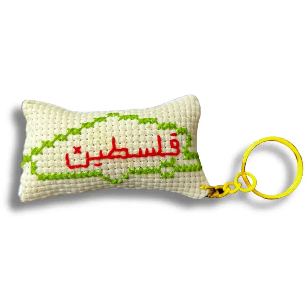 Palestinian Elegance – Großhandel Schlüsselanhänger – Damen – Verschiedene Palästina-Karte mit arabischem Design Tatreez Plüschkissen Schlüsselanhänger Accessoire6