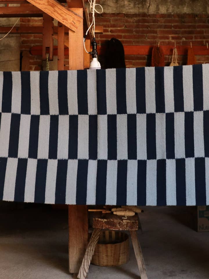 Importations LOOM Tapis n° 32 pour la vente par LOOM IMPORTS