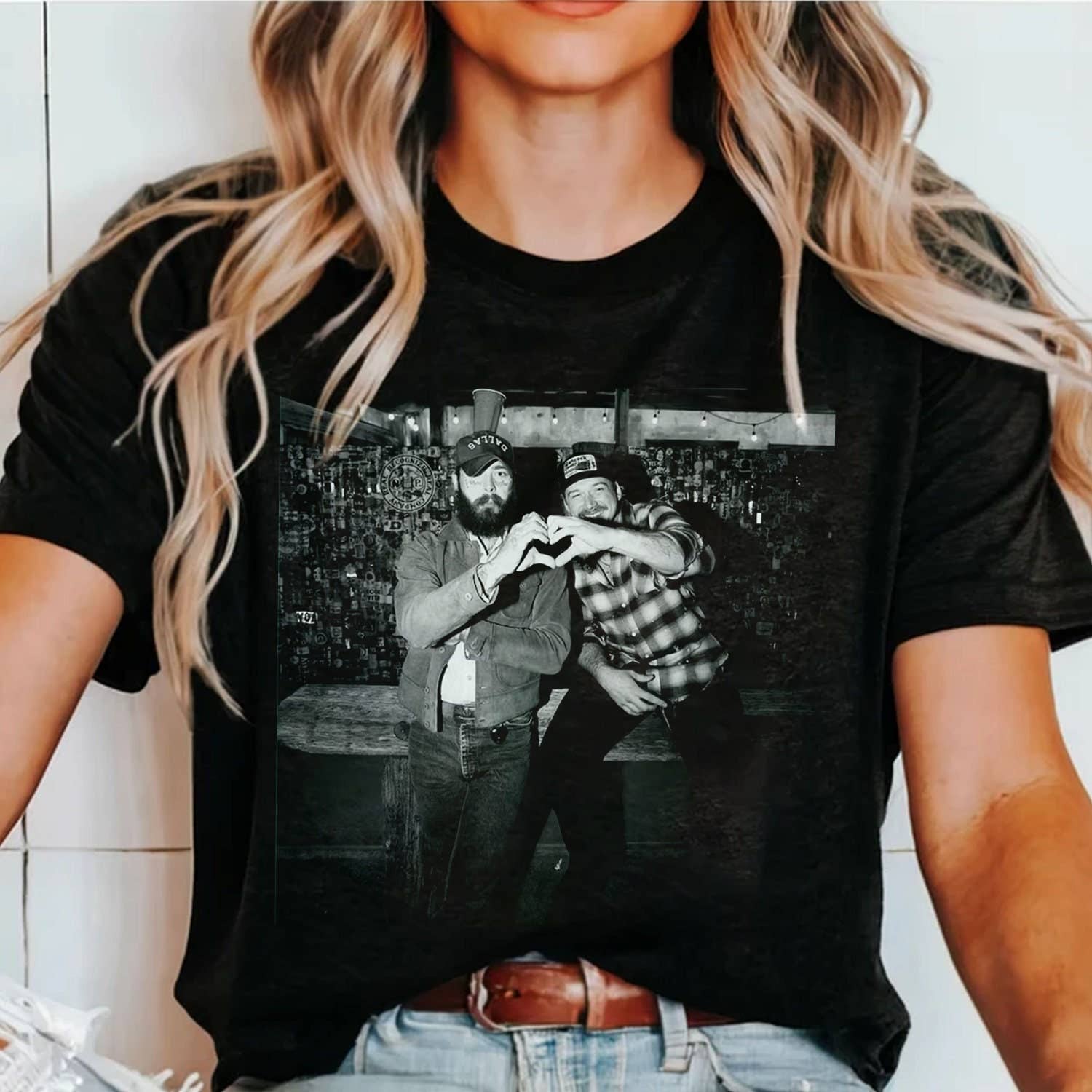 TheKingShirt - Wholesale Screen Printed T-Shirt - Women's - I Had Some Help Posty Wallen Comfort Shirt - Country Tee2
