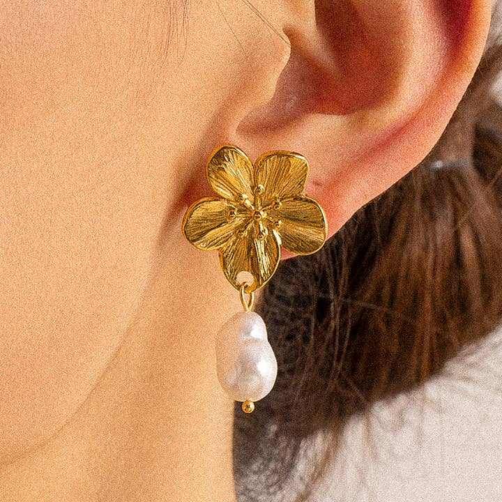 Cypress 18K Gold Non-Tarnish Flower Pearl Earring for wholesale on Faire