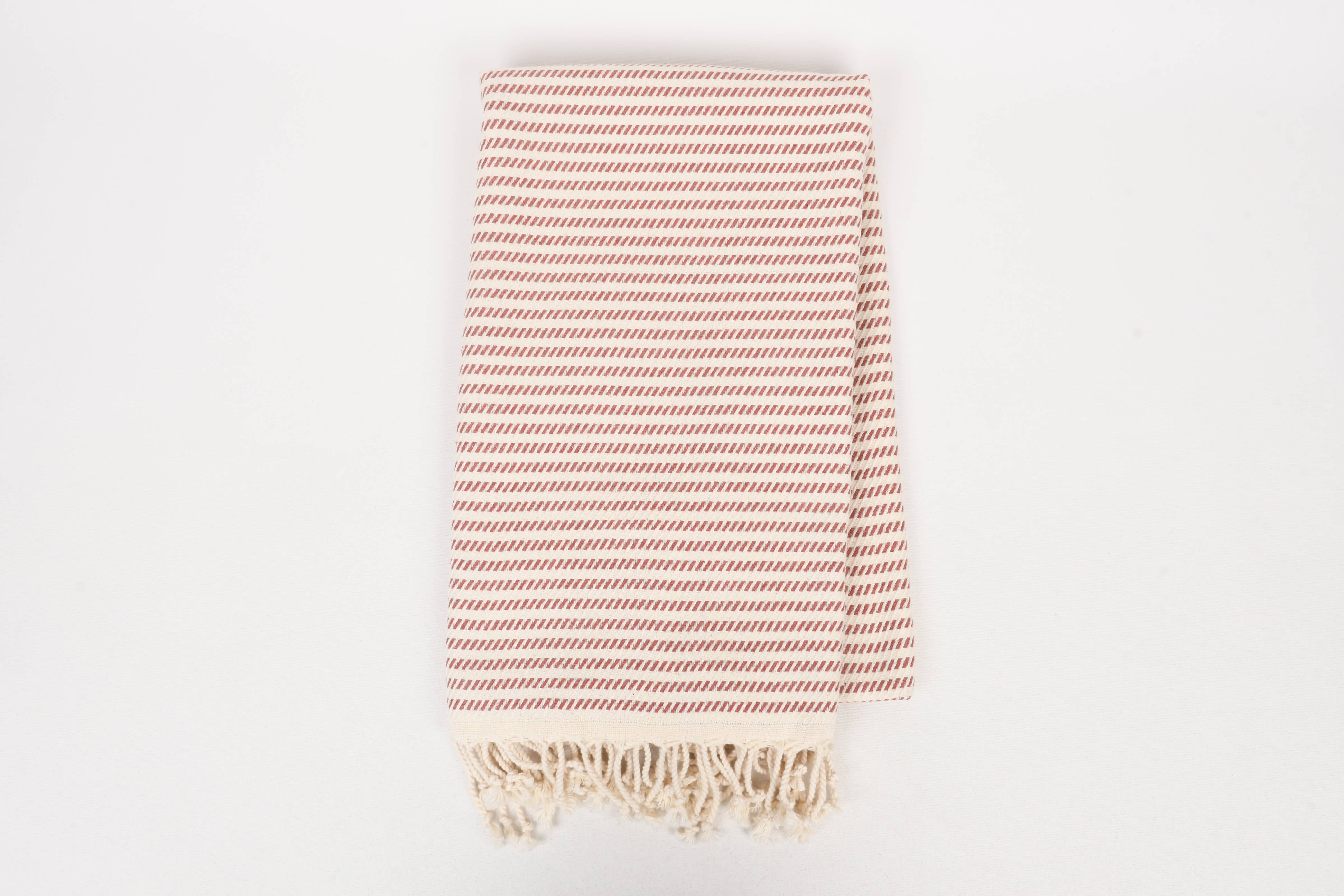 The Loom Wholesale - Vendita all'ingrosso Telo mare - Asciugamano Turco a Righe – Ricamo Nome Personalizzato3