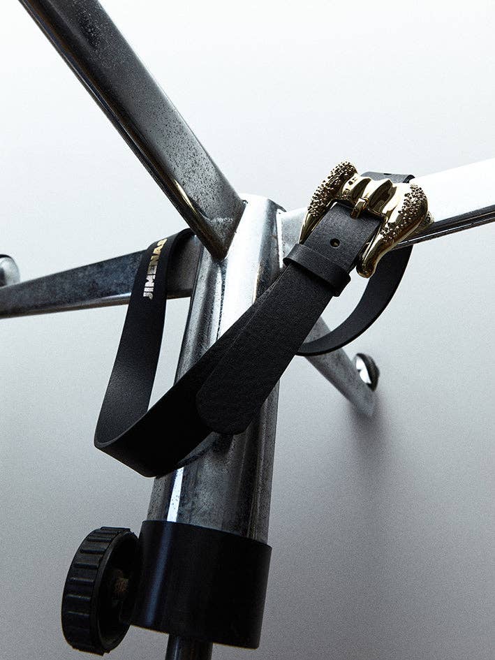 SIMONA NEGRO för wholesale av JIMENAS