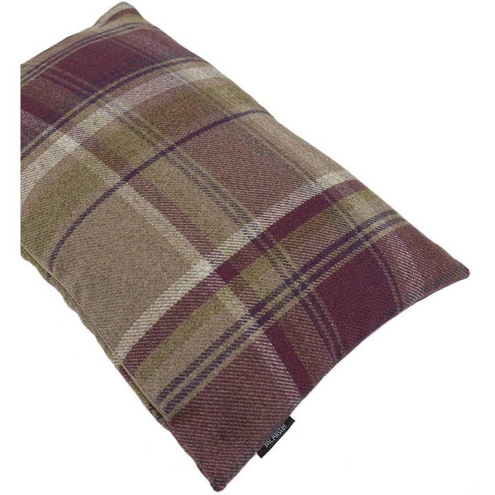 Mcalister textiles - Vente Coussin décoratif - Coussin Heritage à carreaux tartan violet et vert3