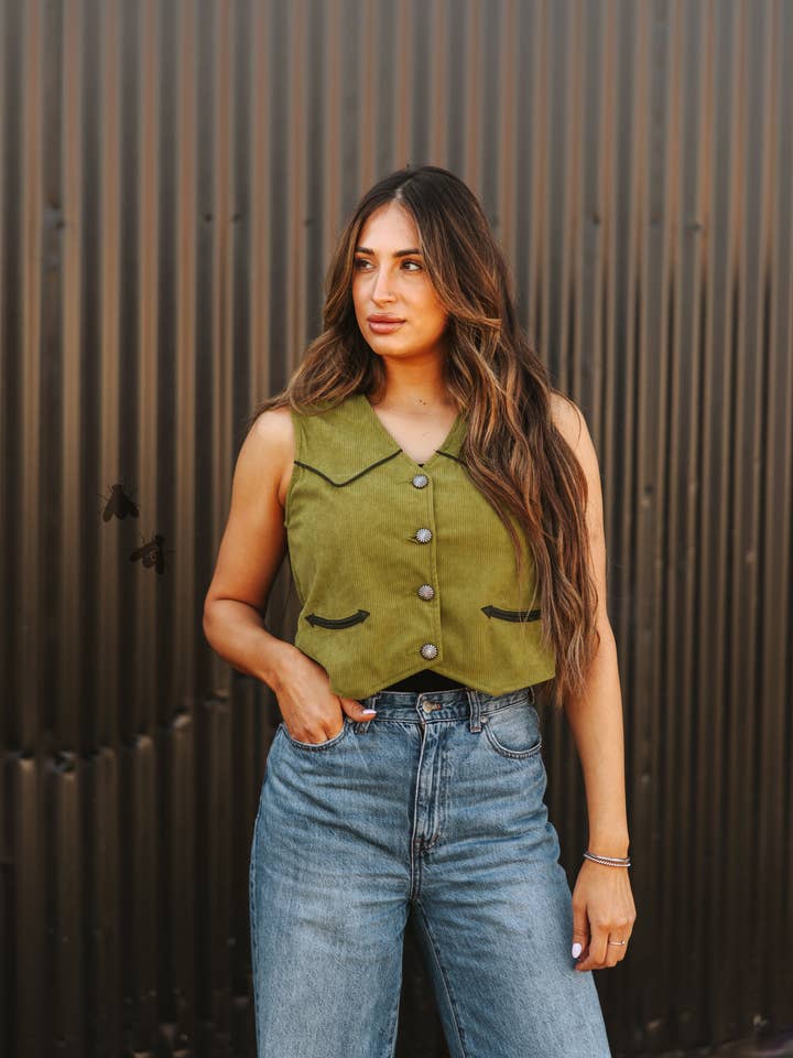 2 Fly Co - Wholesale Outerwear Vest - Women's - COYOTE RIDGE VEST *VERDE