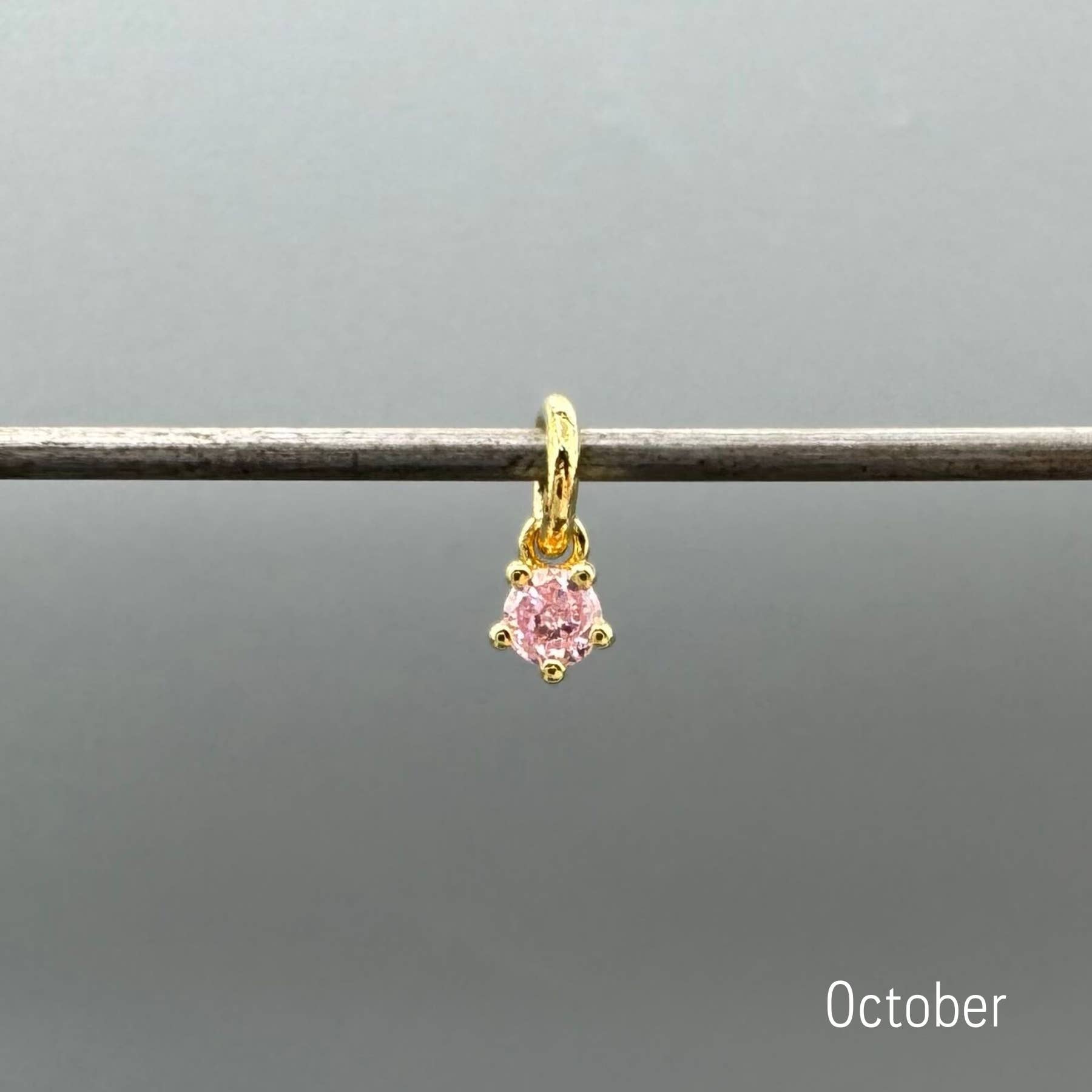 Something Silver - Vente Breloques/médailles personnalisées - Charms Mini Ronds en Or avec Pierre de Naissance9