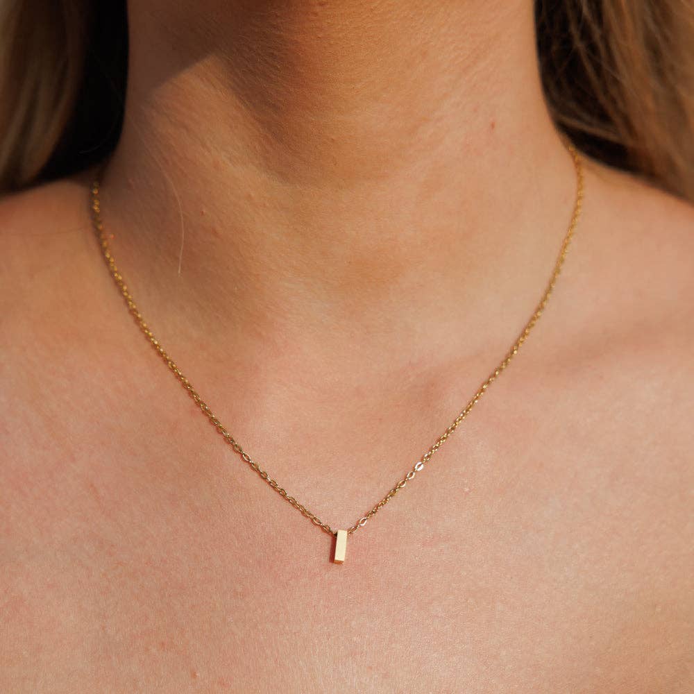 Silk oil of Morocco – Großhandel Kette mit Anhänger/Charm – Initiale Halskette | Amici by Ella9