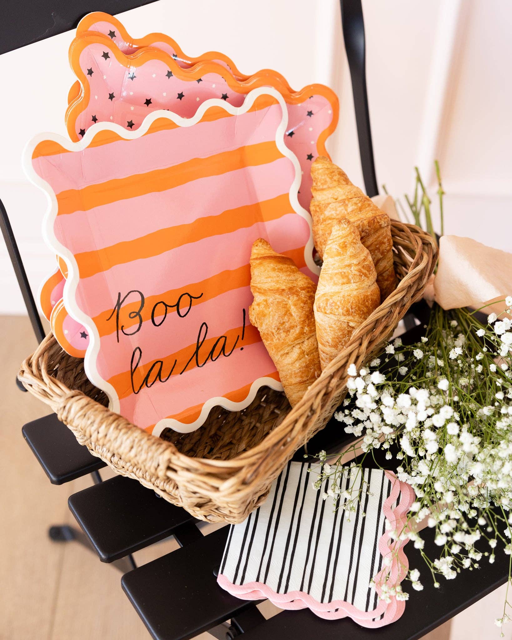 My Mind’s Eye - Wholesale Disposable Plate - BLL1240 - Pink with Black Star Paper Plate5