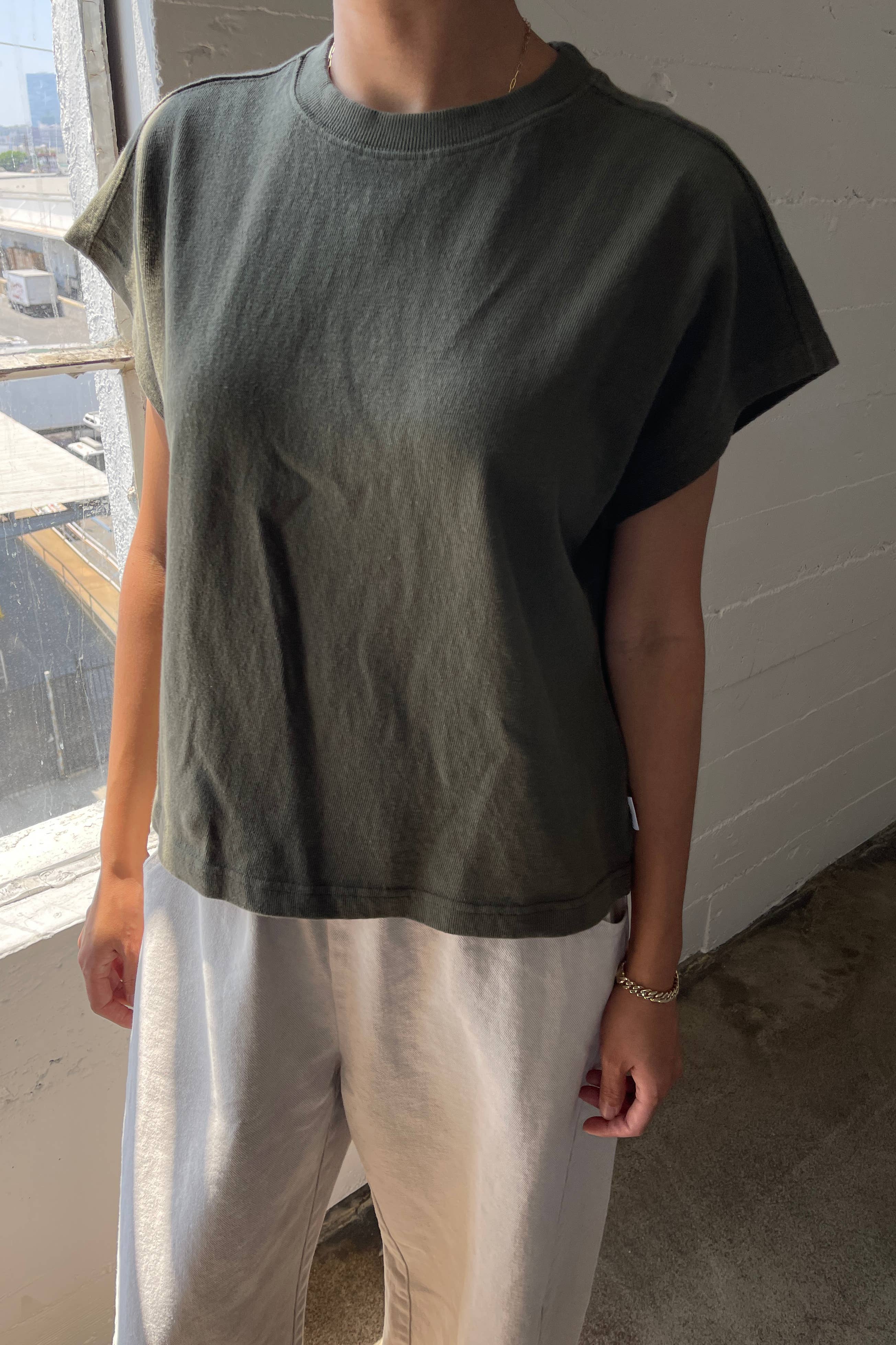 Le Bon Shoppe – Großhandel T-Shirt – Damen – Jeanne Shirt mit Dolman-Ärmeln (2XS-2ML)7